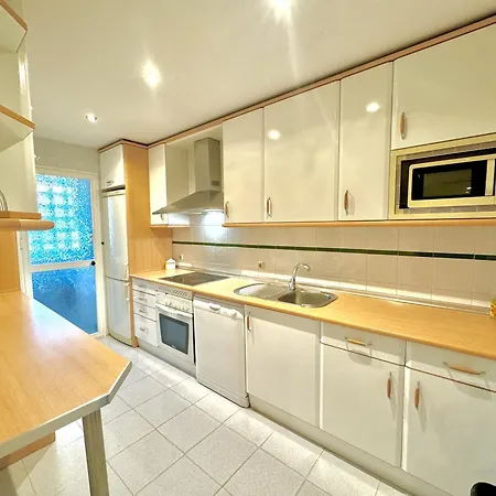 Apartment Milla De Oro W Pool & Garden By Homing Marbella