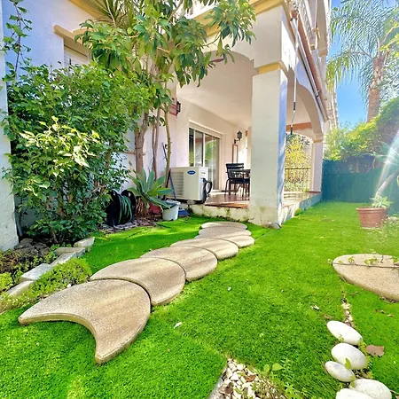 Apartment Milla De Oro W Pool & Garden By Homing