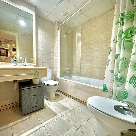 Milla De Oro W Pool & Garden By Homing Apartment *