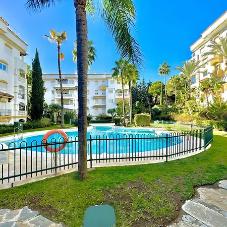 Milla De Oro W Pool & Garden By Homing Apartment